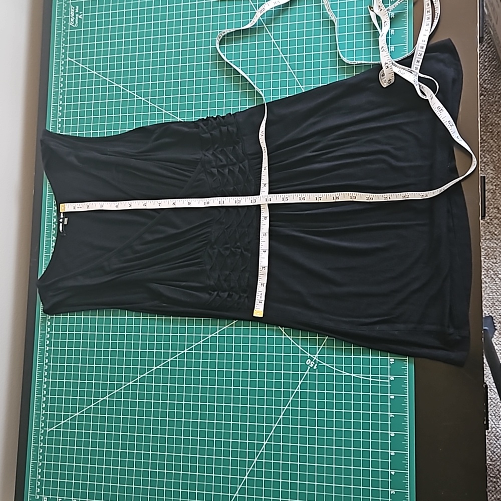 cable and gauge black tank top
